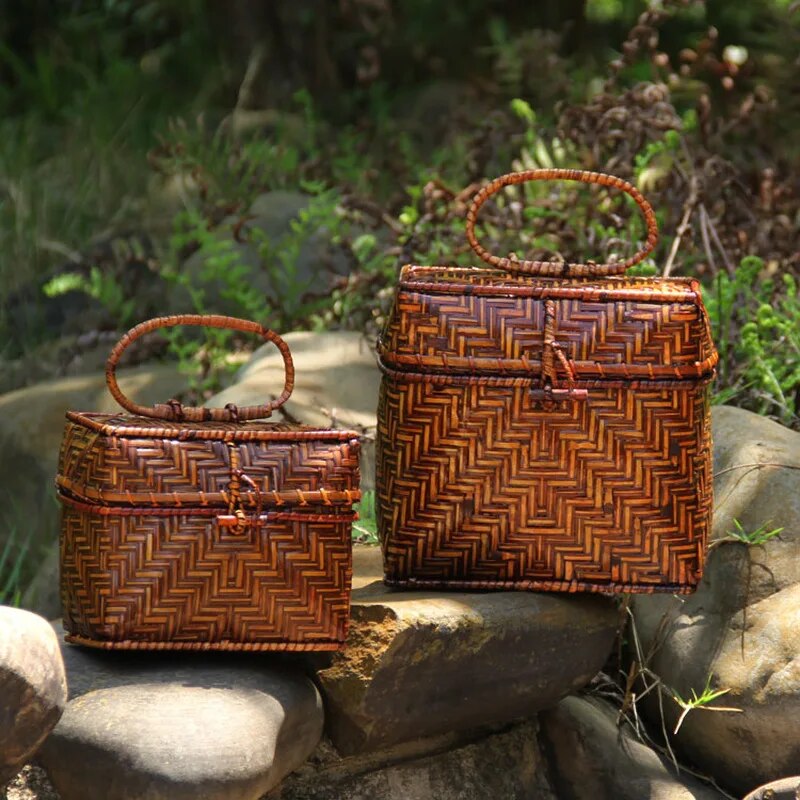 Nuevo bolso tejido de bambú hecho a mano retro, mini bolso tejido de almacenamiento para la ceremonia del té de las mujeres con arte de bambú, bolso de mano, bolso de maquillaje