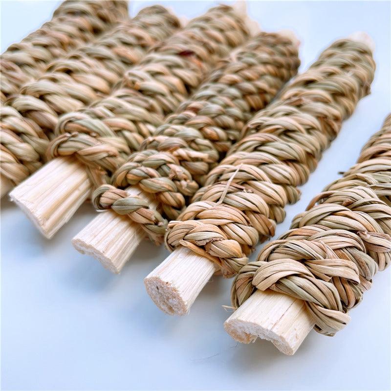 Water Grass Wrapped Sweet Bamboo Small Pet Straw - Bamboo.